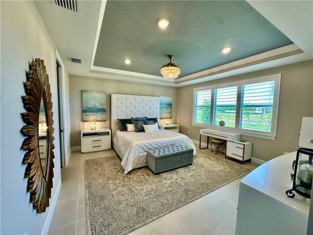1288 Haven Circle, Vero Beach, FL 32960