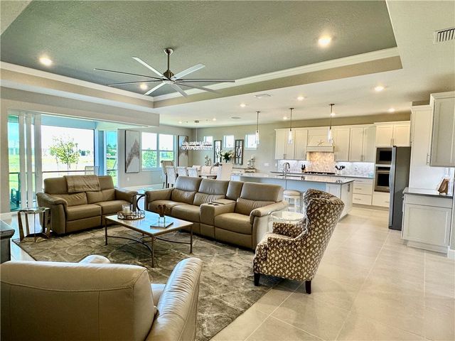 1288 Haven Circle, Vero Beach, FL 32960