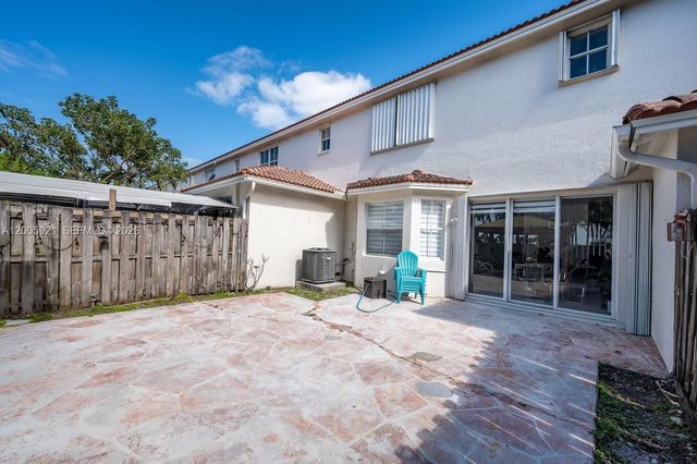 10958 SW 247th Ter, Homestead, FL 33032