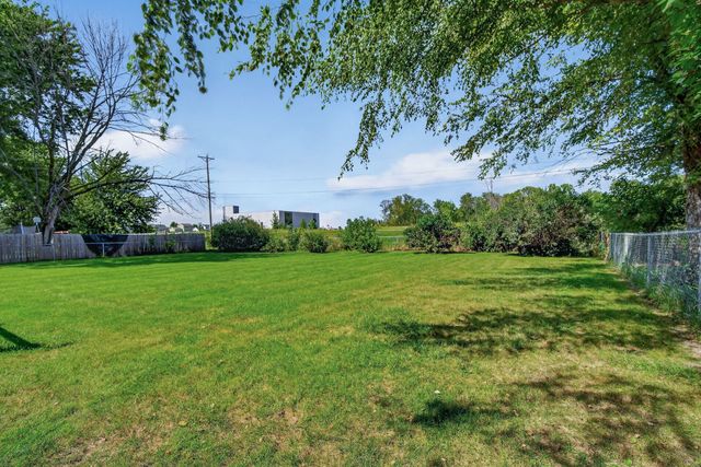 5017 Todd Drive, Ames, IA 50014