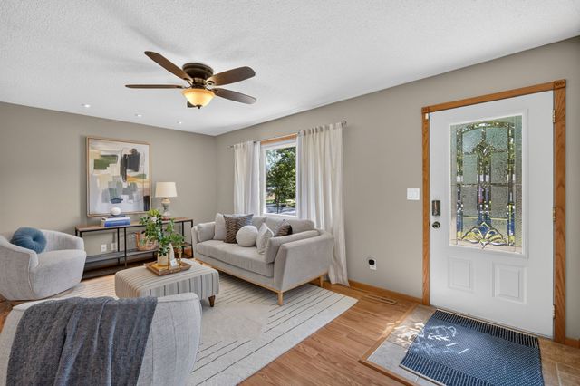 5017 Todd Drive, Ames, IA 50014