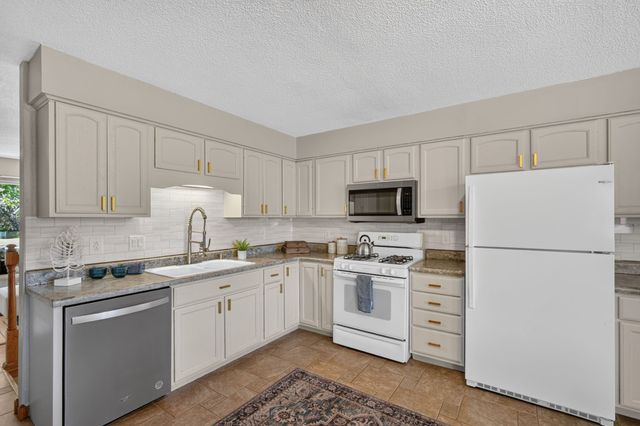 5017 Todd Drive, Ames, IA 50014