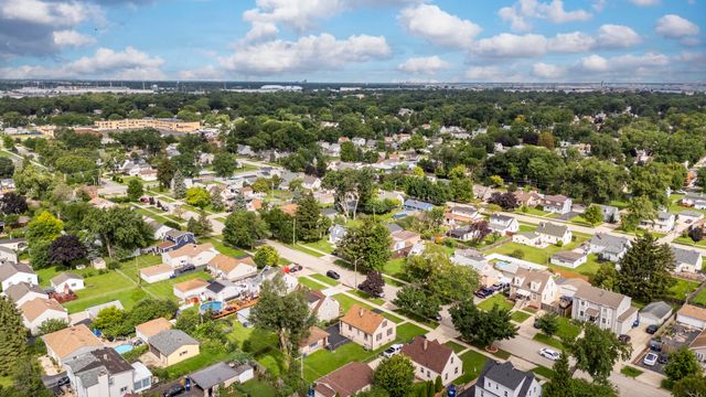 337 E Palmer Avenue, Northlake, IL 60164