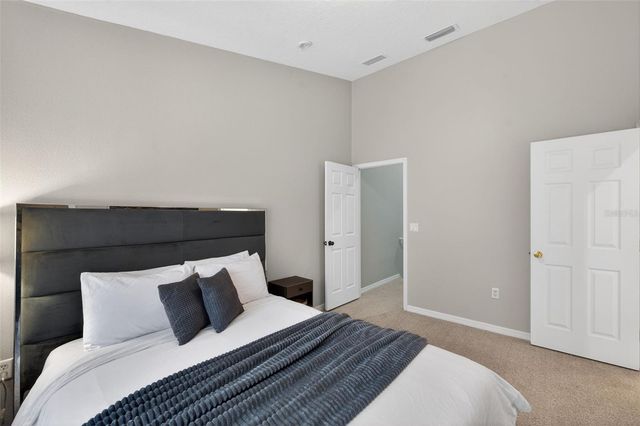 11622 DECLARATION DRIVE, Tampa, FL 33635