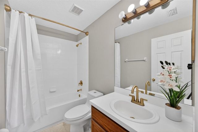 11622 DECLARATION DRIVE, Tampa, FL 33635