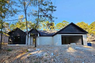 8 Acambaro Place, Hot Springs Village, AR 71909