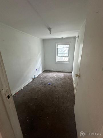 190 Redmond Street, New Brunswick, NJ 08901