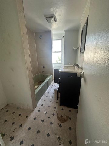 190 Redmond Street, New Brunswick, NJ 08901