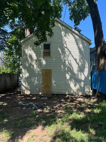 190 Redmond Street, New Brunswick, NJ 08901