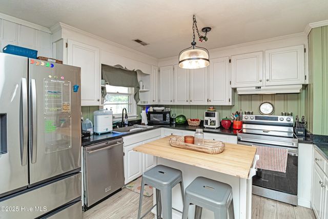 300 S Spence Avenue, Goldsboro, NC 27534
