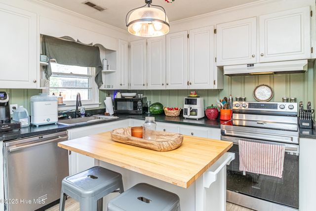 300 S Spence Avenue, Goldsboro, NC 27534