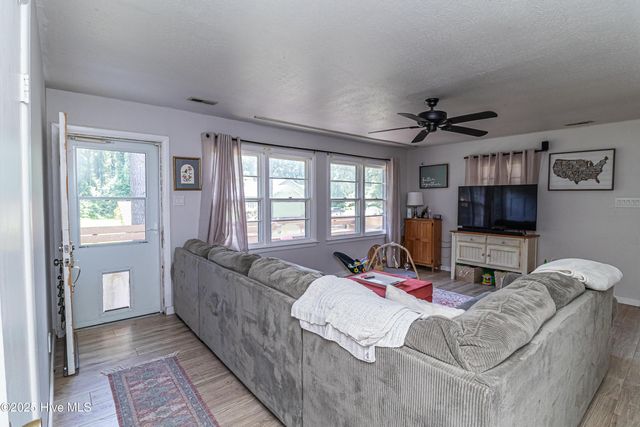 300 S Spence Avenue, Goldsboro, NC 27534