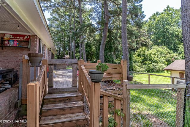 300 S Spence Avenue, Goldsboro, NC 27534