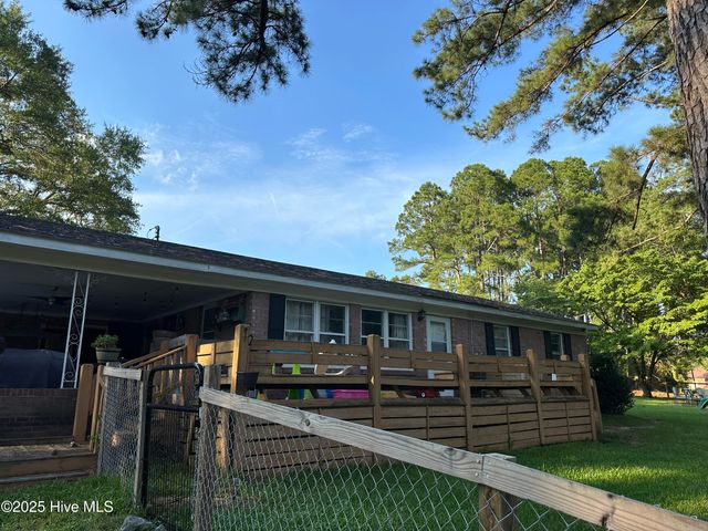 300 S Spence Avenue, Goldsboro, NC 27534