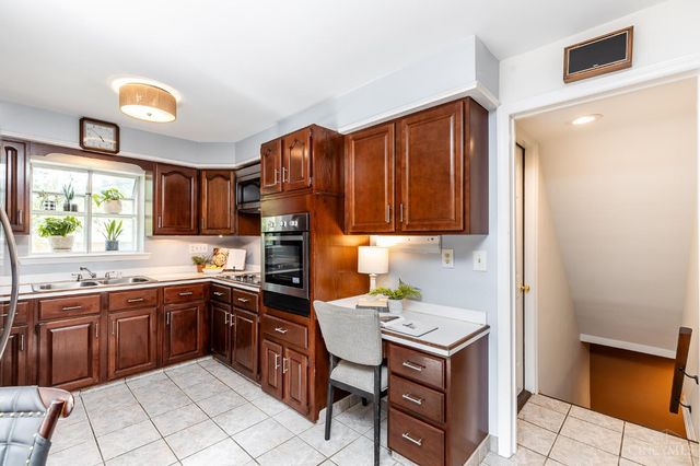 6761 Eleck Place, Madeira, OH 45243