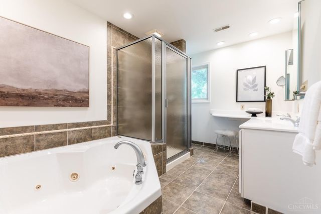 6761 Eleck Place, Madeira, OH 45243