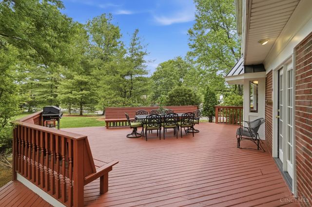 6761 Eleck Place, Madeira, OH 45243