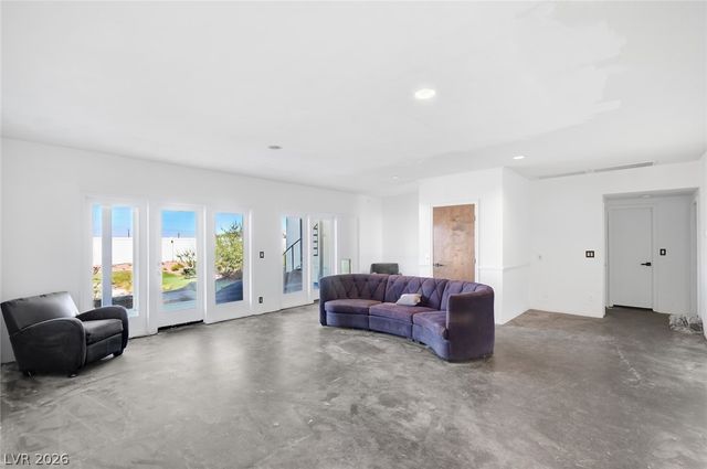 435 Los Feliz Street, Las Vegas, NV 89110