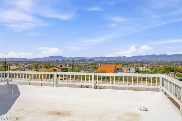 435 Los Feliz Street, Las Vegas, NV 89110