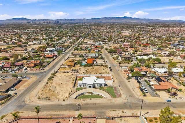 435 Los Feliz Street, Las Vegas, NV 89110