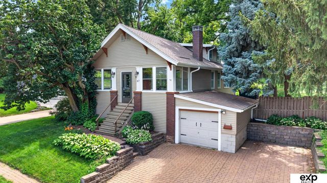 47 Country Club Road, Omaha, NE 68127