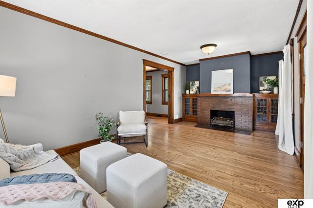 47 Country Club Road, Omaha, NE 68127