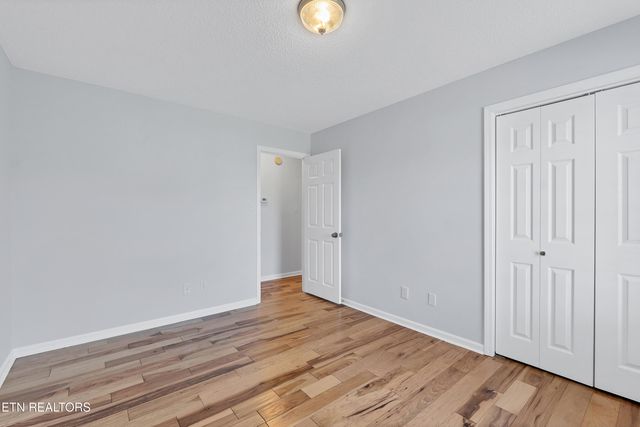 218 Twin Ridges Drive, Maryville, TN 37804