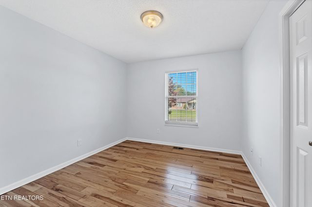 218 Twin Ridges Drive, Maryville, TN 37804