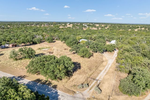 365 Dusty Trail, Mineral Wells, TX 76067