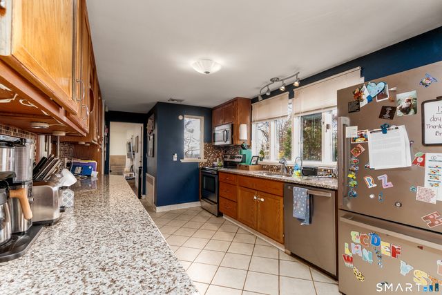 357 Long Hill Road, Wallingford, CT 06492