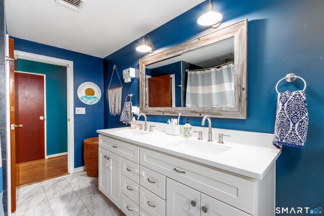 357 Long Hill Road, Wallingford, CT 06492