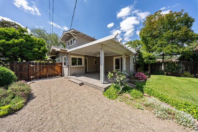 122 MAGNOLIA Ave, Modesto, CA 95354