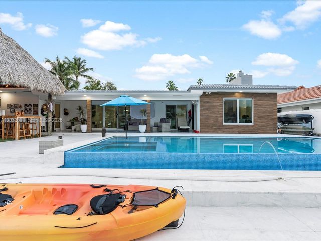 3325 NE 167th Street 3325, North Miami Beach, FL 33160