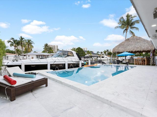 3325 NE 167th Street 3325, North Miami Beach, FL 33160