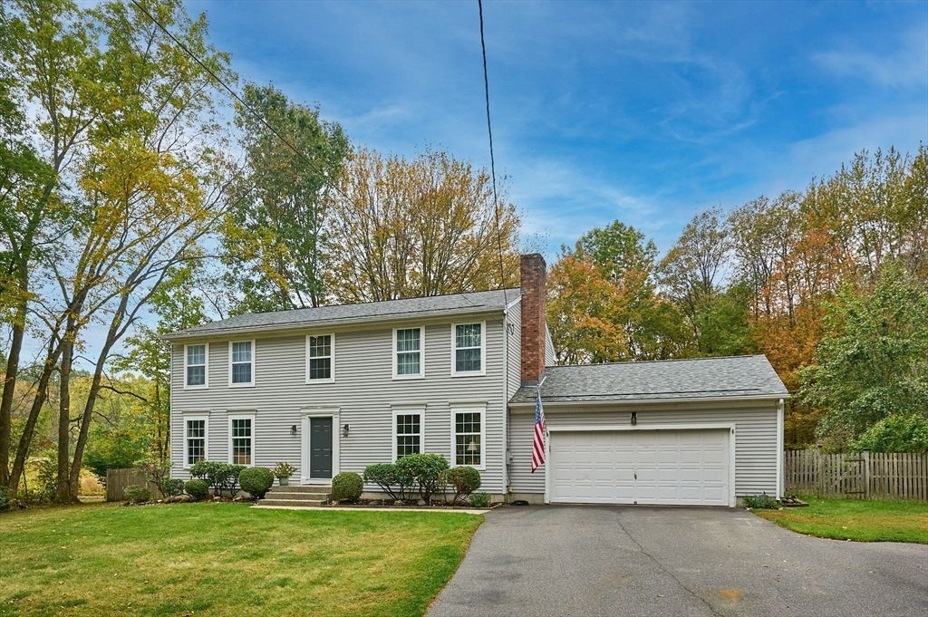 384 Spring St, Northampton, MA 01062