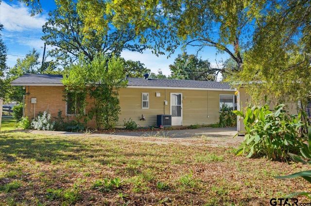 1835 Melba Dr, Tyler, TX 75701