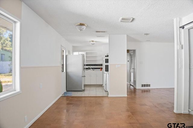 1835 Melba Dr, Tyler, TX 75701