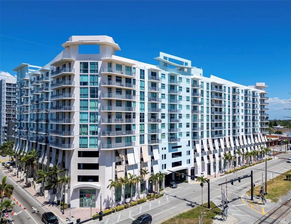 140 S Dixie Hwy 521, Hollywood, FL 33020