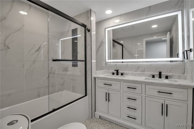 4300 Fairfield Drive, Clarence, NY 14221