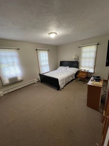10 Crowningshield Drive, Paxton, MA 01612