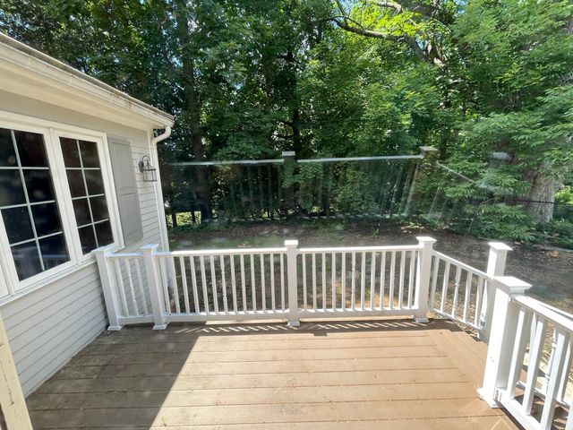 10 Crowningshield Drive, Paxton, MA 01612