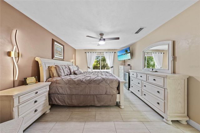 283 CHESTNUT AVENUE, Orange City, FL 32763