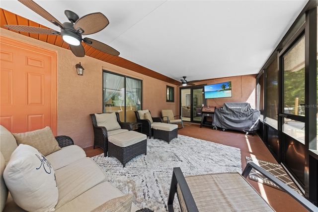 283 CHESTNUT AVENUE, Orange City, FL 32763