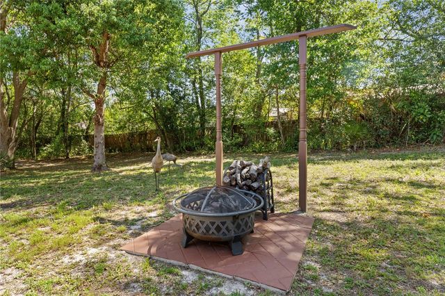283 CHESTNUT AVENUE, Orange City, FL 32763