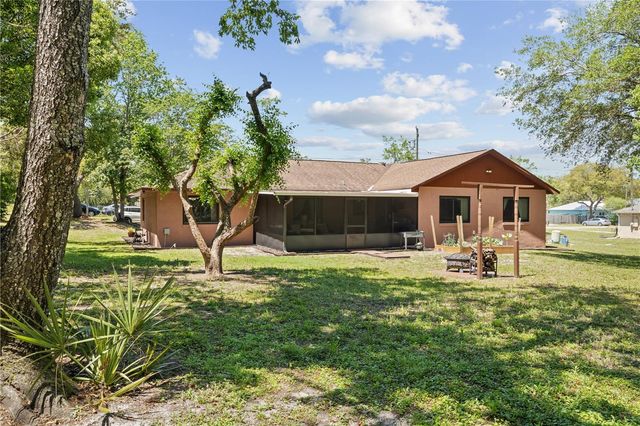 283 CHESTNUT AVENUE, Orange City, FL 32763