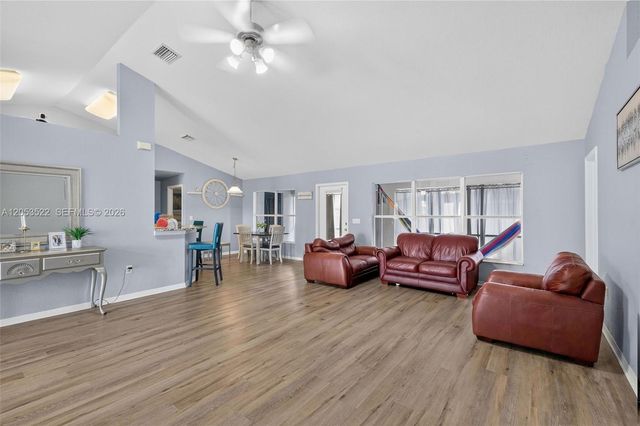 1020 NW 14th St, Cape Coral, FL 33993