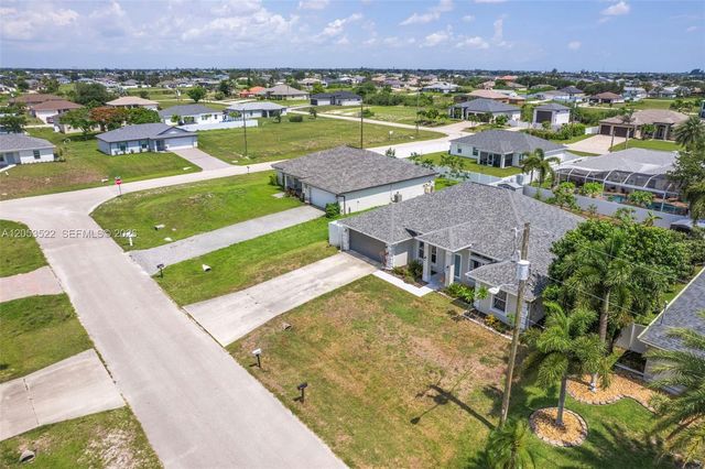 1020 NW 14th St, Cape Coral, FL 33993