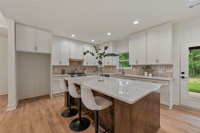 3 Aberdeen Drive, Bella Vista, AR 72715