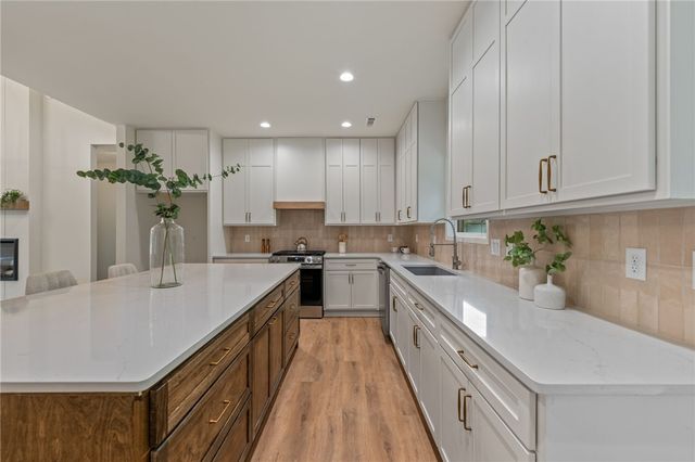 3 Aberdeen Drive, Bella Vista, AR 72715