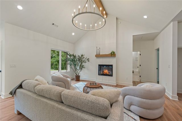 3 Aberdeen Drive, Bella Vista, AR 72715